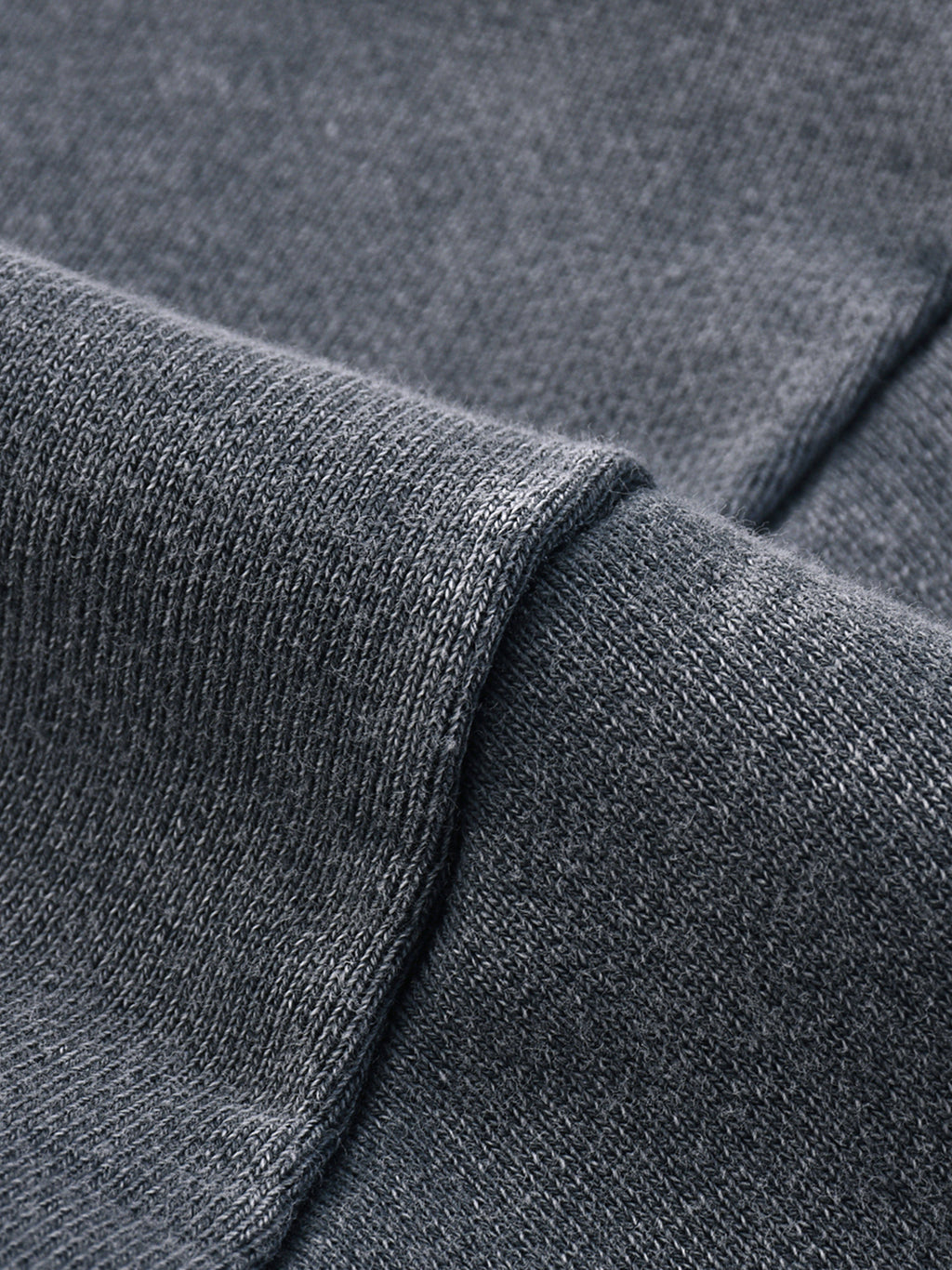 GOD IS BIGGER THAN YOUR FEARS Snow Washed Cropped Sweatshirt