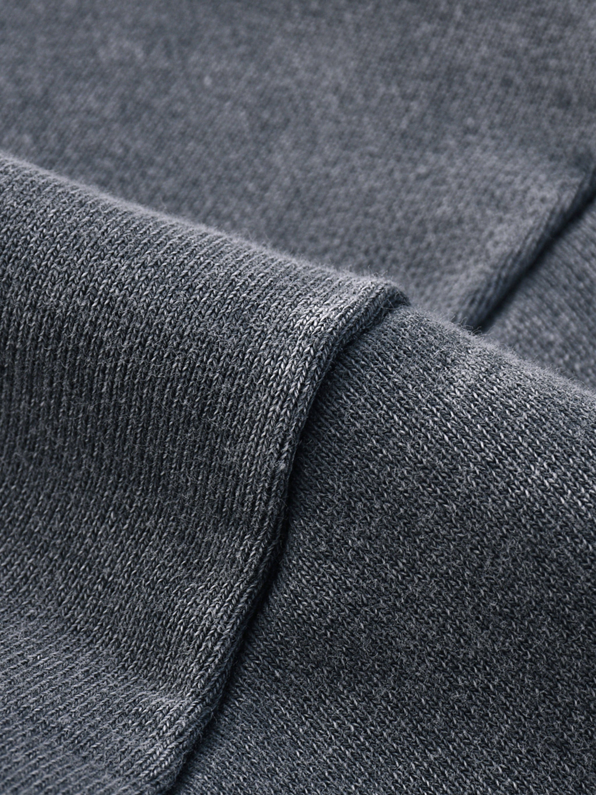 GOD IS BIGGER THAN YOUR FEARS Snow Washed Cropped Sweatshirt